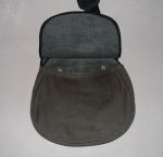 Falknertasche aus Leder halbrund